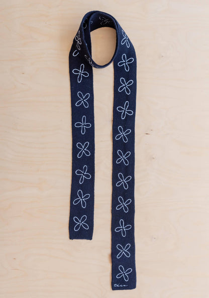 Skinny Scarf in Navy Flora