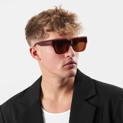 Elia Sunglasses in Red