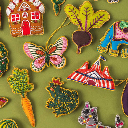 Carrot Tree Decoration (Virgin Plastic Free)