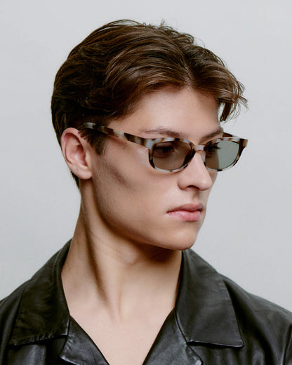 Charlie Sunglasses in Cookie Dough