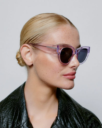 Lilly Sunglasses in Lavender Transparent