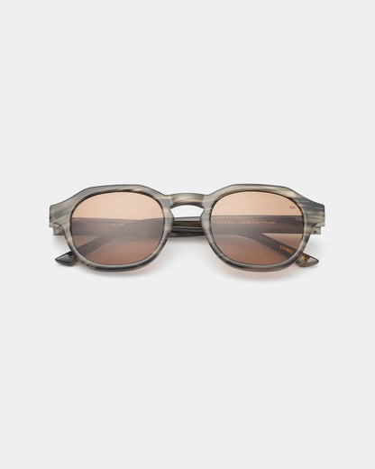 Zan Sunglasses in Striped Horn
