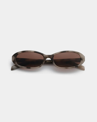 Macy Sunglasses in Cookie Dough