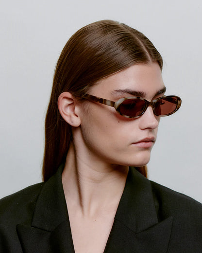 Macy Sunglasses in Cookie Dough