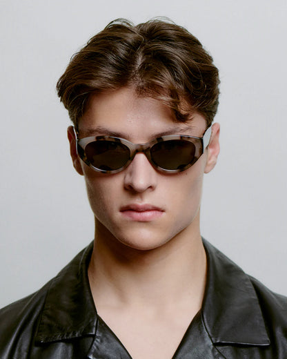 Winnie Sunglasses in Cookie Dough