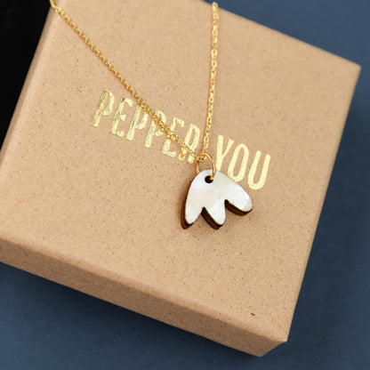 Petal Necklace in Shell Veneer