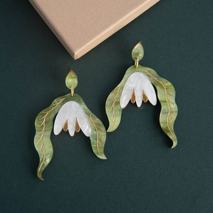 Statement Snowdrop Flower Earrings in Pearly White