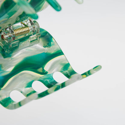 Seaweed Medium Hair Claw Clip