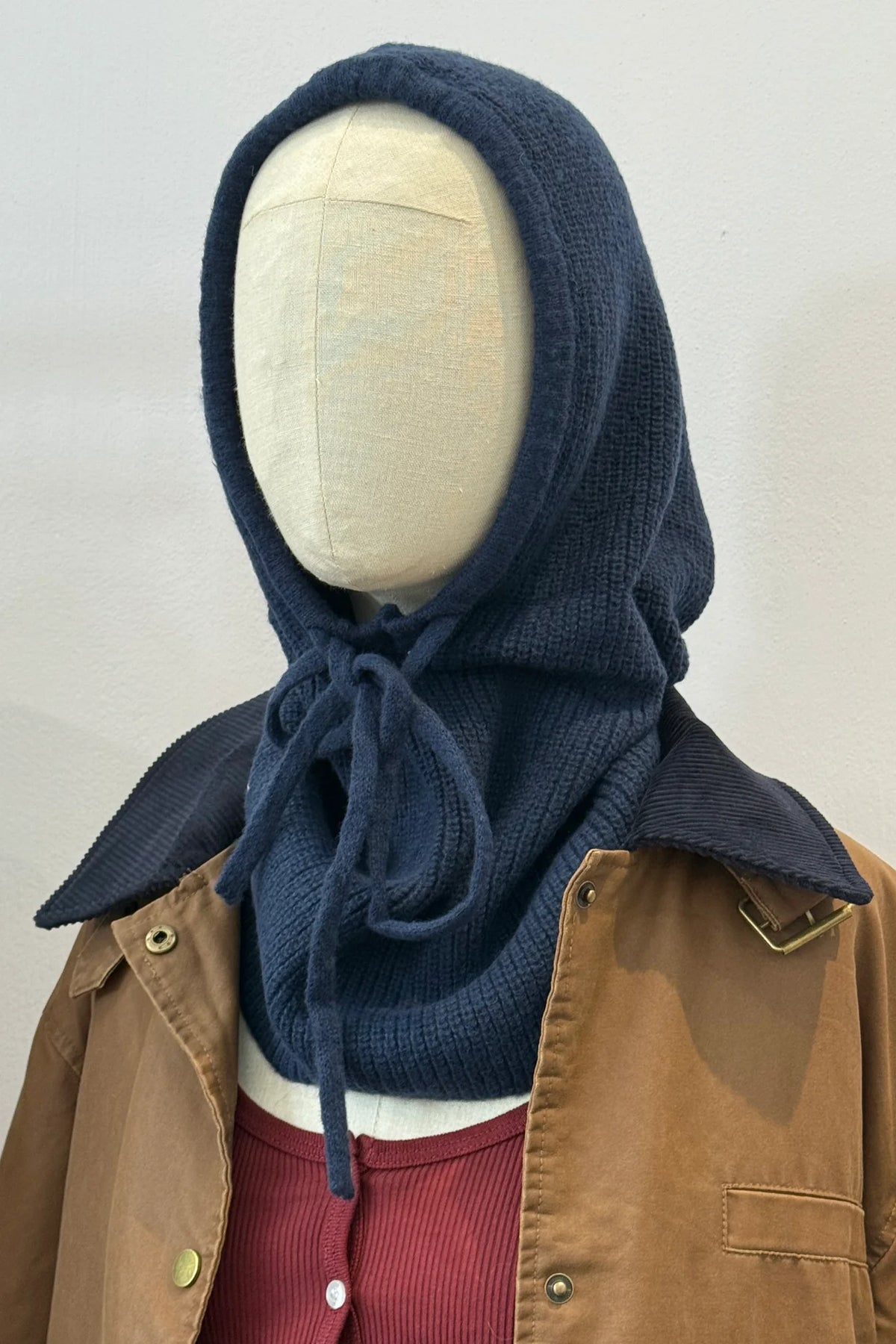 Rikke Balaclava Snood in Navy