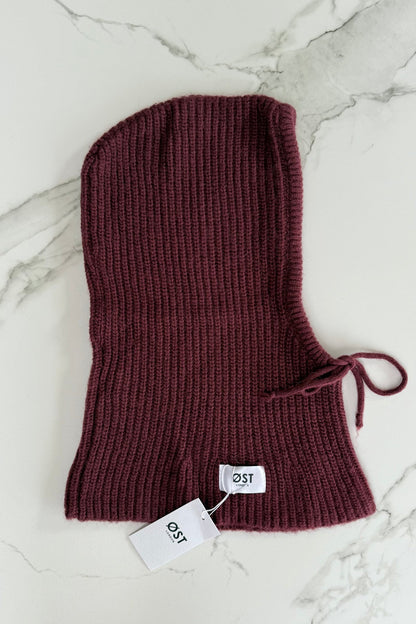Marie Balaclava Snood in Bordeaux